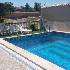 3 bedrooms chalet with private pool terrace and wifi at La Almarcha