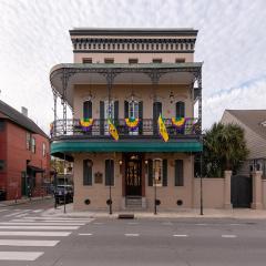 French Quarter Suites Hotel