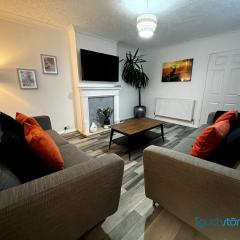 Large Cosy Home - B'ham, Solihull, NEC, M42, HS2