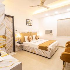 Hotel Cosmo Near BLK Hospital Karol Bagh