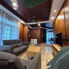 De Wooden Bungalow - Stutong Kuching