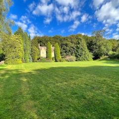 Perfect Cotswold Home with vast stunning Ground's