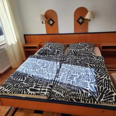 Pension Doppelbett Zimmer 13