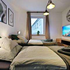 Modern Apartment with City-View and car park