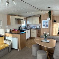 Phoenix caravan hire, Trecco bay