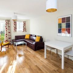 Fantastic Stay In Canary Wharf - 2 Bedrooms