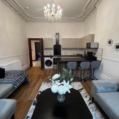 Sauchiehall Street Apartment