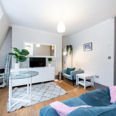 2Bed Cosy Flat in Vibrant Fitzrovia