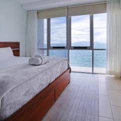 Best at Bright Point Absolute Waterfront Apartment