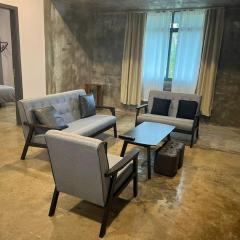 JW Homestay (ShopHouse Lv2)