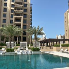 StoneTree - Luxury 1BR - Best Location for Tourist