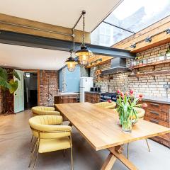 Hackney - Victoria Park Generous 2 Bed Terrace