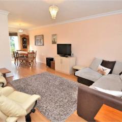 Cosy & Peaceful 3B Home in Sandridge, St Albans