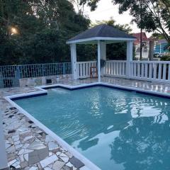 Peaceful Home With Private Pool!