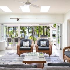 24 Cooran Court - Private Sandy Beach and Pontoon