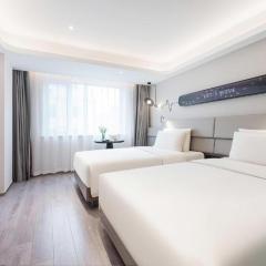 Atour Light Hotel Dalian Xinghai Plaza Xi'an Road