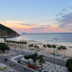 Apartamento 2 quartos com vista para Praia de Copacabana