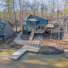 Harmony Cove Lakehouse: 3 Bed/3 Bath