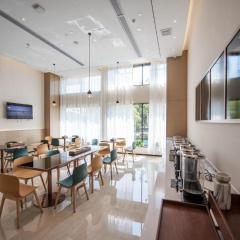 City Comfort Inn Ezhou Wuyue Plaza