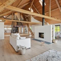 Completely refurbished typical Swiss farmhouse