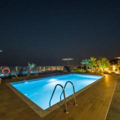 Villa Constandinos - Private Pool - Sleeps 8