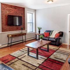 Spacious Getaway by Wooster Square!