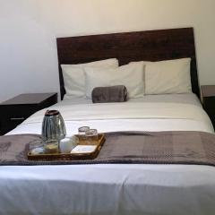 Khaya Mnandi Leisure Suites