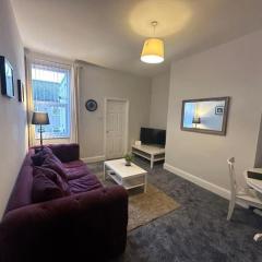 Hambledon-Downstairs 2Bed flat