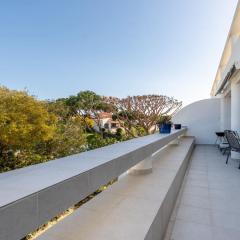 Cozy 2 BDR W/Balcony in Vale do Lobo by LovelyStay