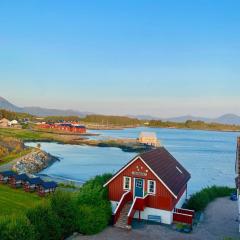 Waterfront Rorbu - By the Beach