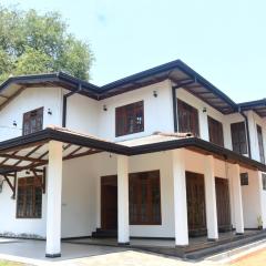 Silverline Guest House Anuradhapura