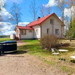 Villa Ullakko - vuokramummola, ihana talo maalla