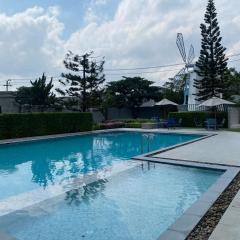 Indy 2 Bangna KM 7 Cozy Townhome near Ikea Mega Bangna 15m to Airport