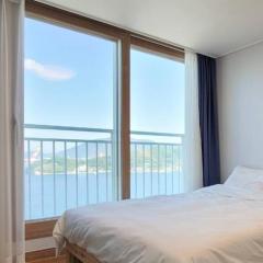 Ocean view Full Option 4Bed 3Room APT