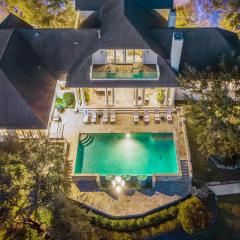 Fortaleza l Luxury 8 BR, 7,000+ sqft Palace on 3 Acres with Pickleball & Basketball Court