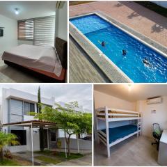Casa con Piscina junto al MAR