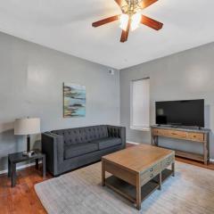 Month to Month rental in Shaw with parking