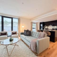 Stylish 2 bed apartment with large terrace