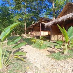 Tony's Country Glamping with chalet with private wash room accommodation