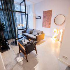 Warm 2 Bedroom Serviced Apartment 59m2 -LK21-