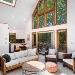 The Black Forest Chalet - Hot Tub, Hiking, Kayak