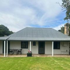 Ulva Cottage - Historical BnB