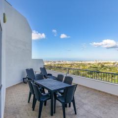 Beautiful PENT with terrace & spectacular views by 360 Estates