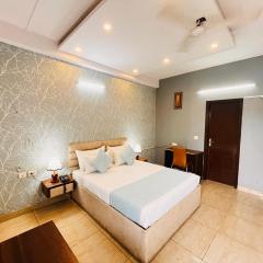 Comfort stay Noida sector 19