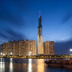 Landmark 81 Infinity Pool - VIP Apartment