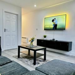 Rooms Near Me - Apartment 1, Sky Tv, Free Parking