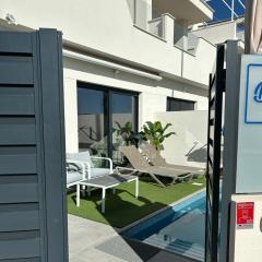 Casa Blu Blu - Your Holidayhome with pool near the Beach!