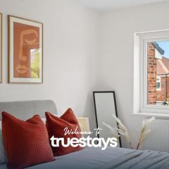 Greaves House by Truestays - 3 Bedroom House in Failsworth, Manchester