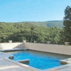 Apartement with pool for rent in Bonnieux L'Adjudant