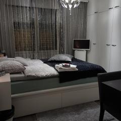 Private Room next to Helsinki-Vantaa Airport